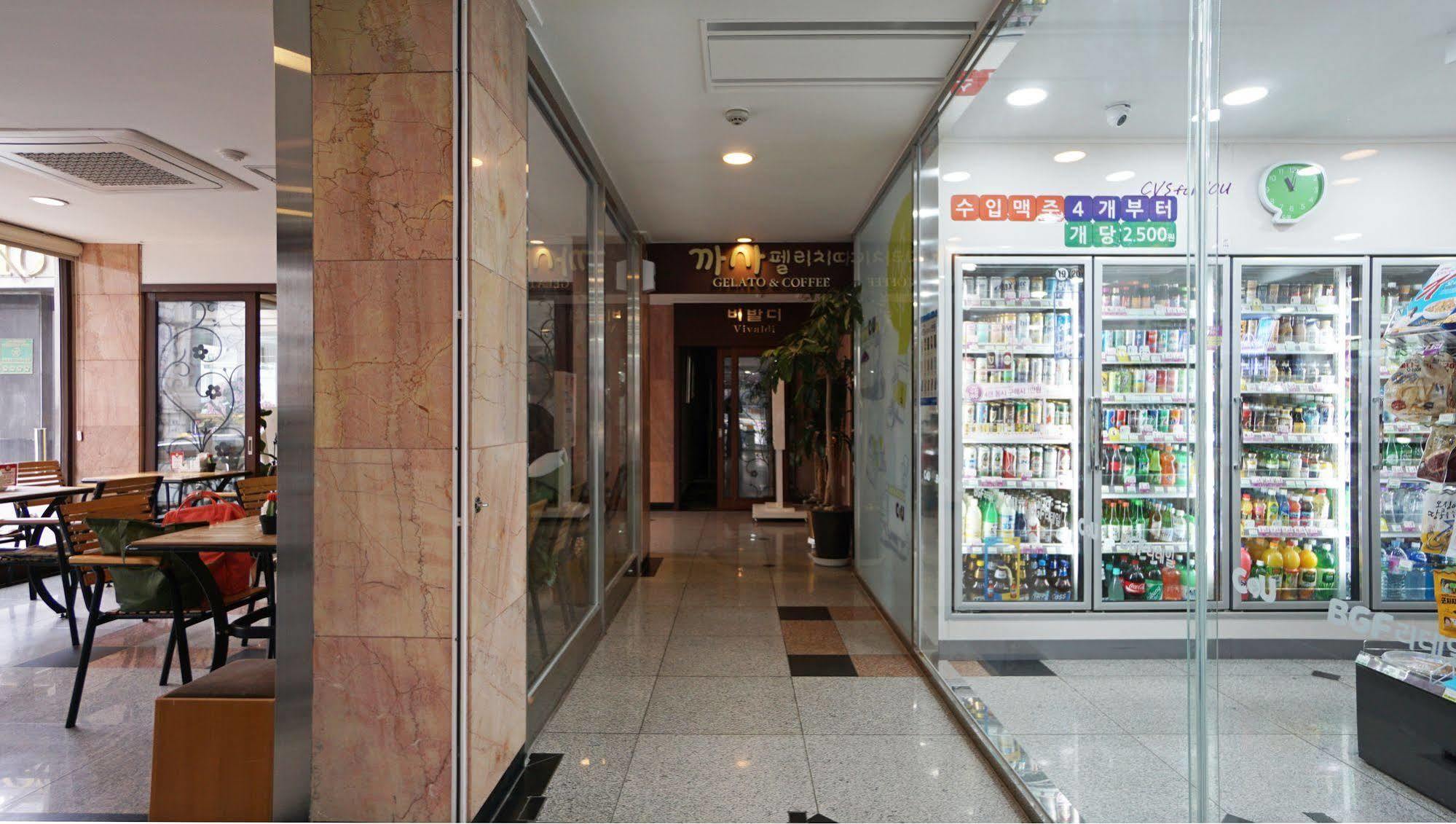 Insadong Crown Hotel Seoel Buitenkant foto
