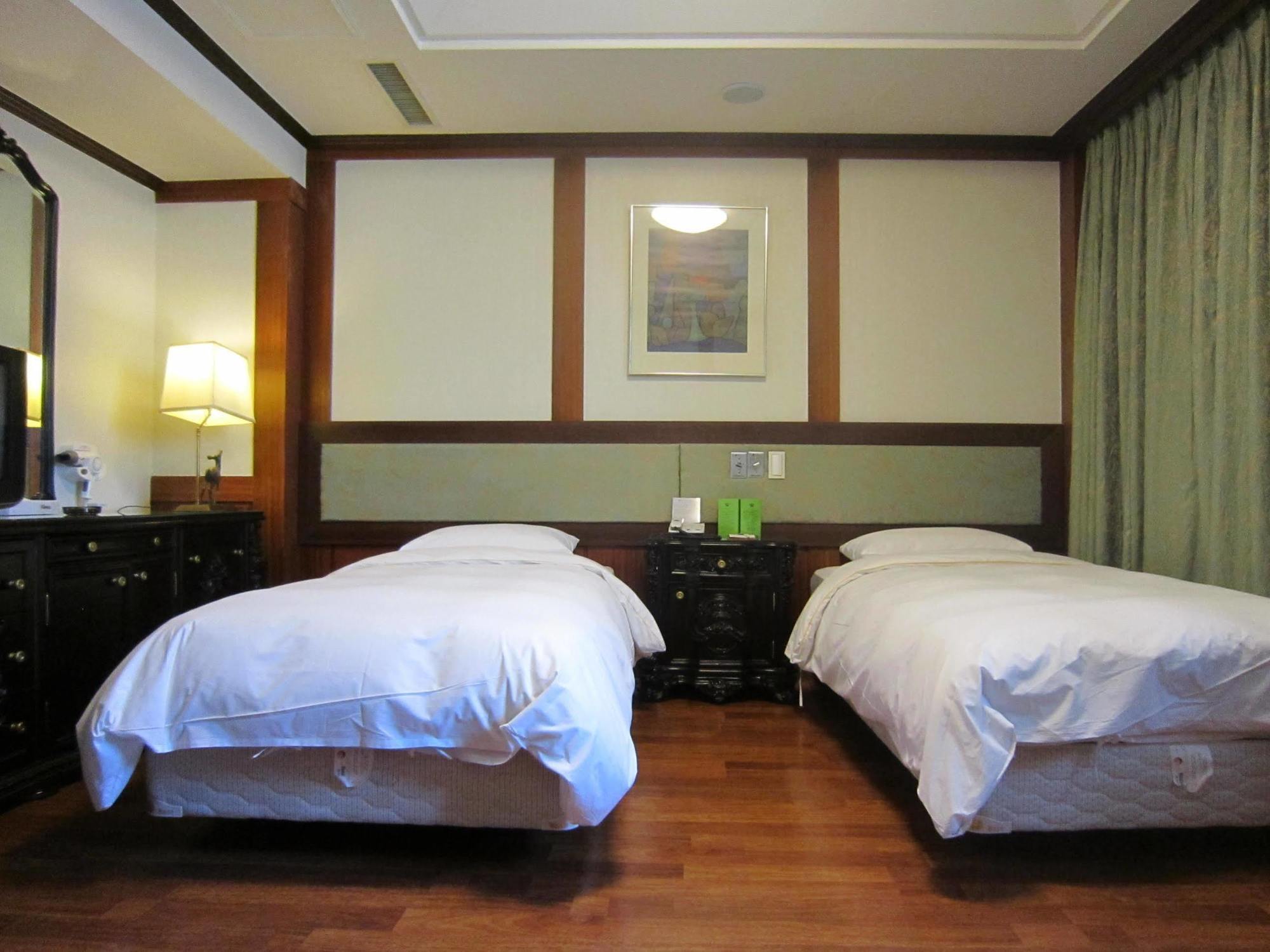 Insadong Crown Hotel Seoel Buitenkant foto